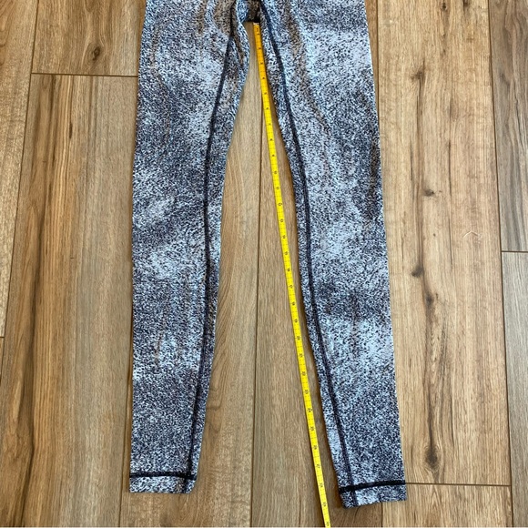 Lululemon High Waisted Leggings - 4 - Gray Marbled - Picture 12 of 12